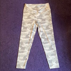 Camo leggings